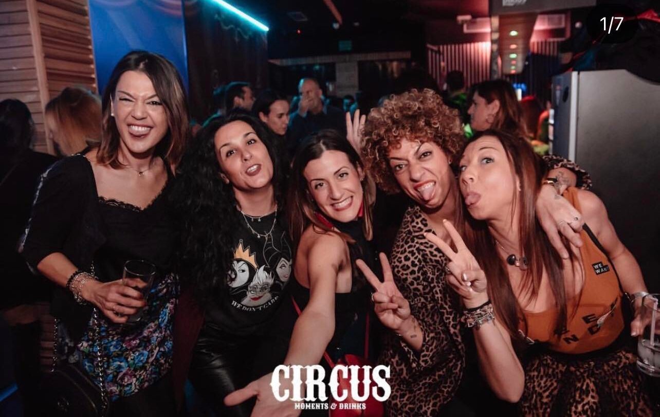 discoteca-circus-chicas-alicante-fiesta