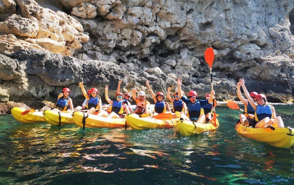kayak-grupo-gente-alicante-fiesta