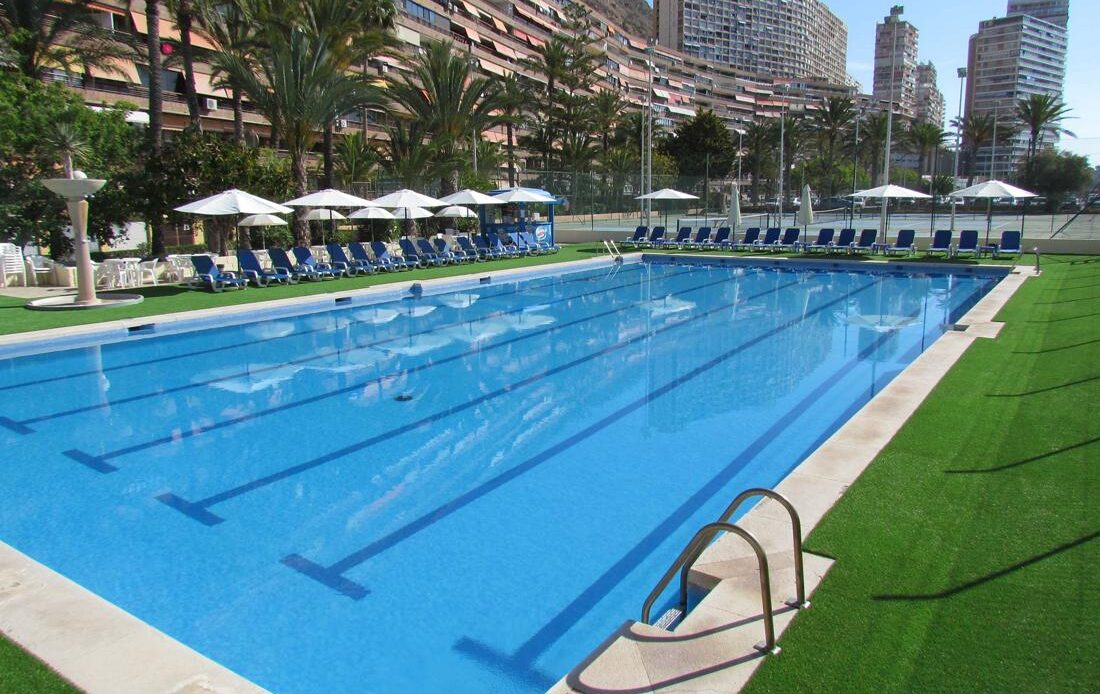 hotel-albahia-piscina-alicante-fiesta