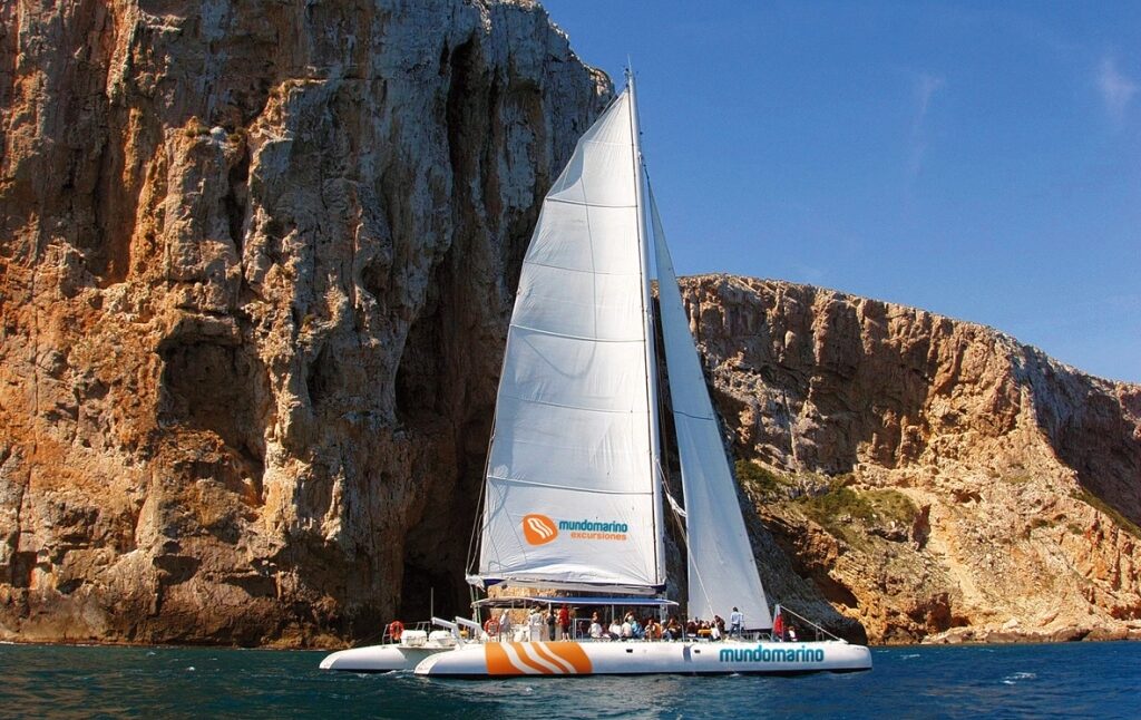 catamaran-calpe-4-alicante-fiesta