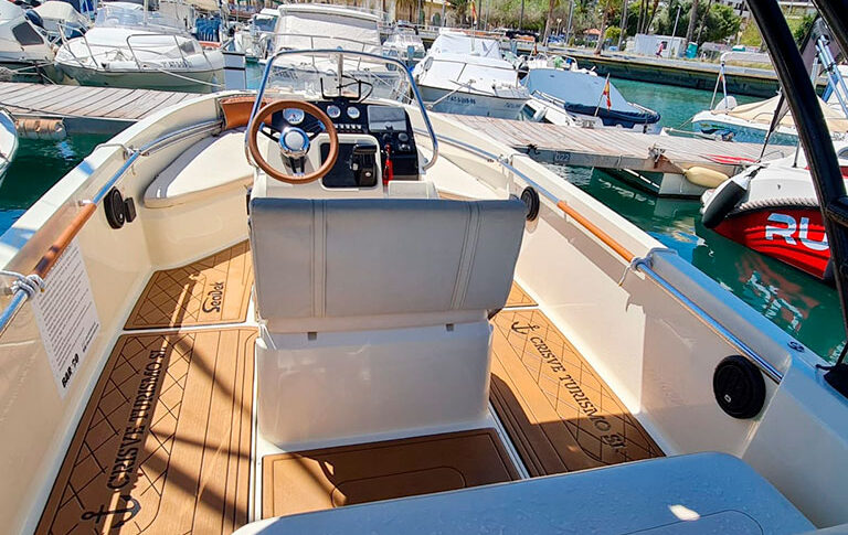 alquiler-barco-agata-2-alicante-fiesta