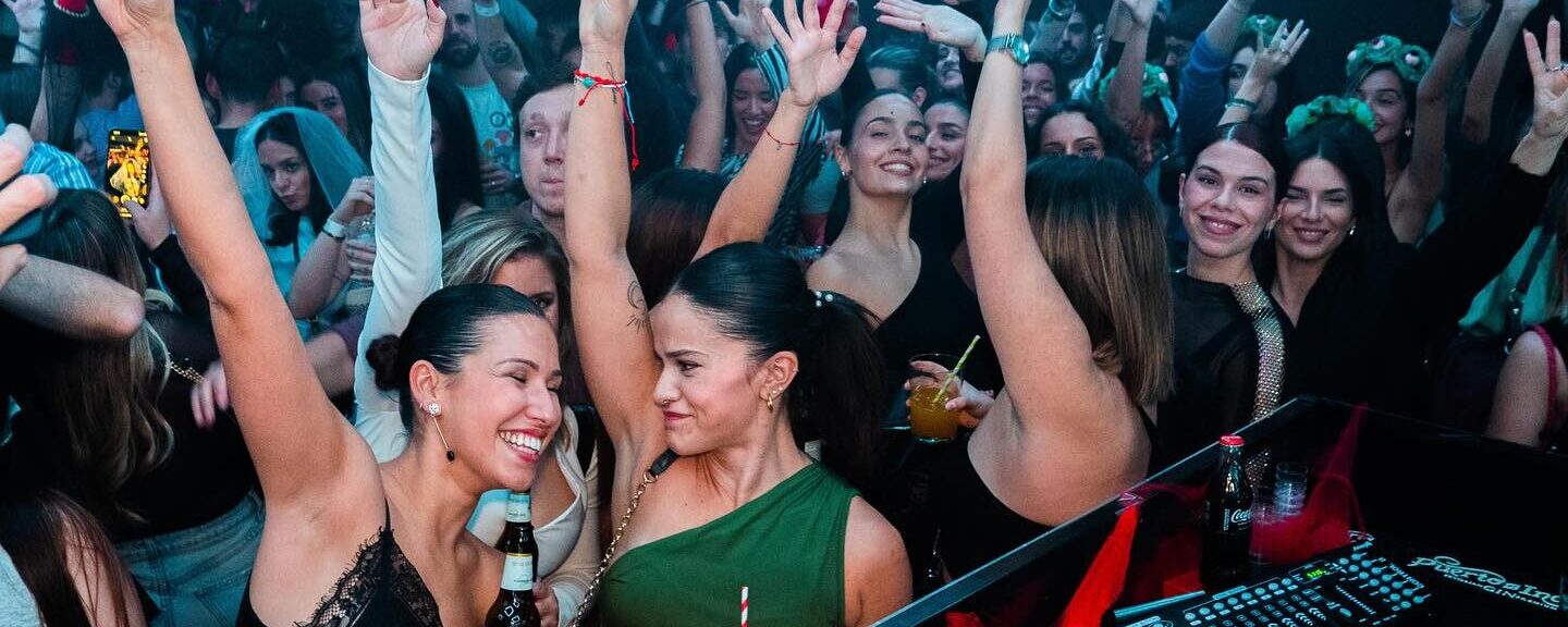 Alicante Fiesta 2026: Las Mejores Discotecas, Beach Clubs y Planes para un Viaje Inolvidable